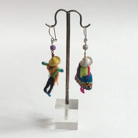 Vintage Figural Peruvian Doll Couple Dangle Pierced Earrings - Picture 2 of 6